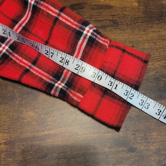 American Eagle Flannel Plaid Cropped Shirt M Oversized Pocket Red Black White - Picture 9 of 10